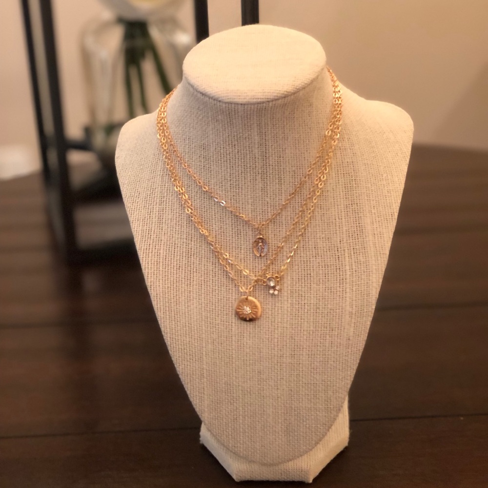 3/$15 Gold 3-tier necklace